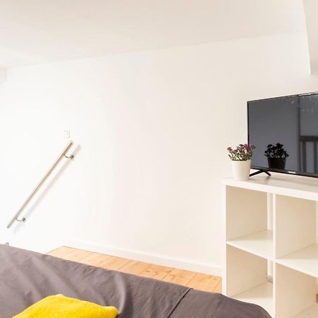 Spacious Loft Style Apartment In Berlin Willmersdorf 외부 사진