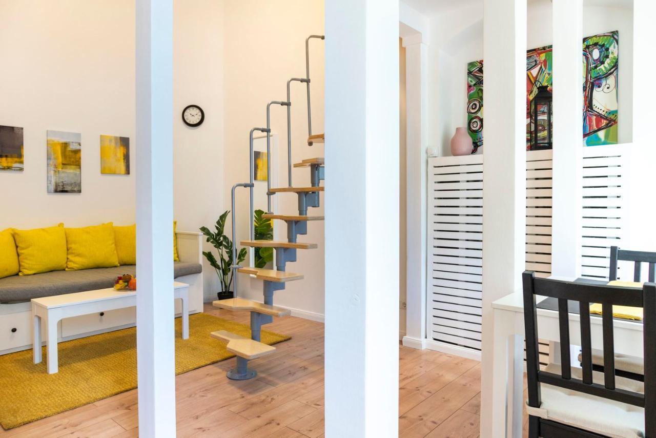 Spacious Loft Style Apartment In Berlin Willmersdorf 외부 사진