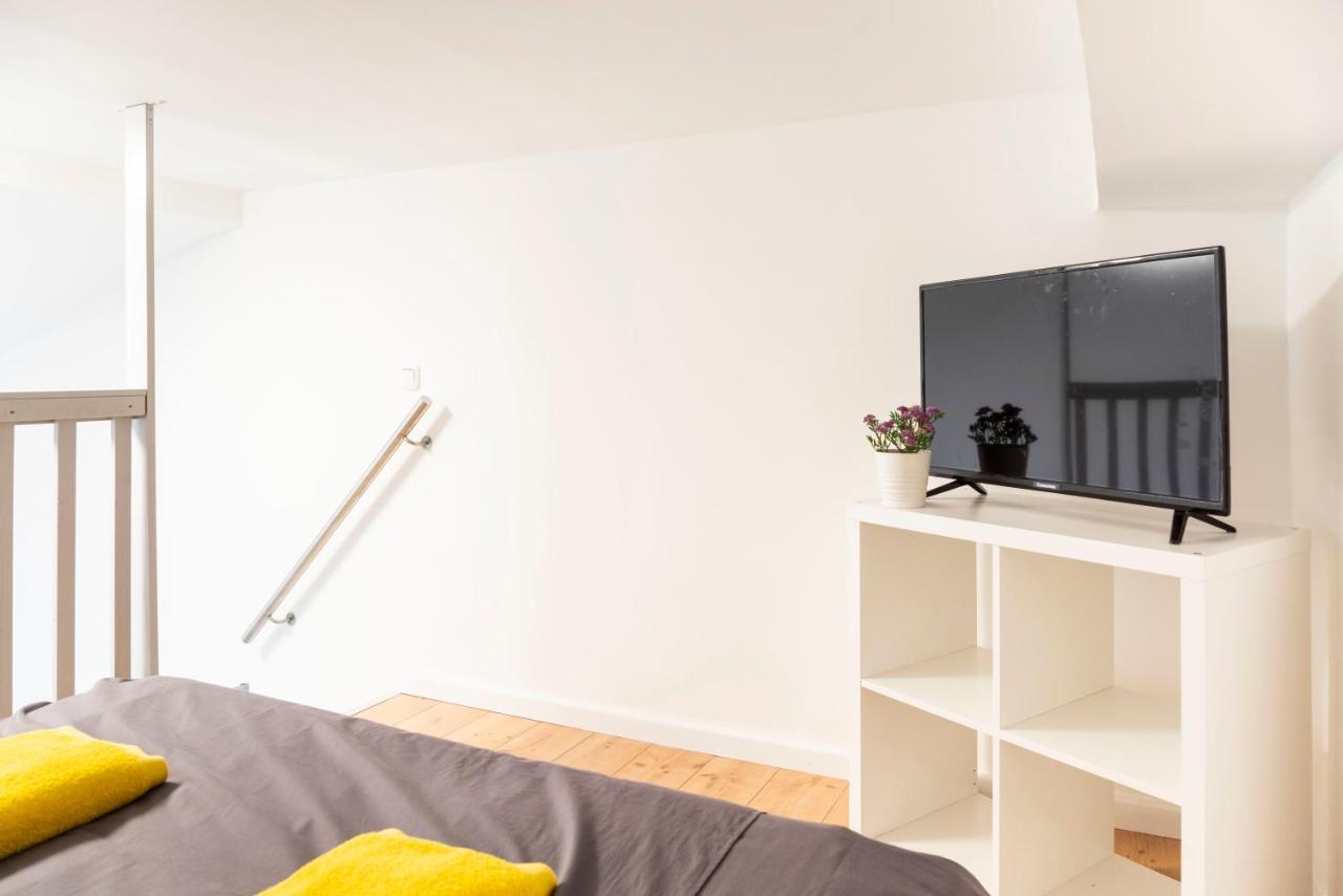 Spacious Loft Style Apartment In Berlin Willmersdorf 외부 사진
