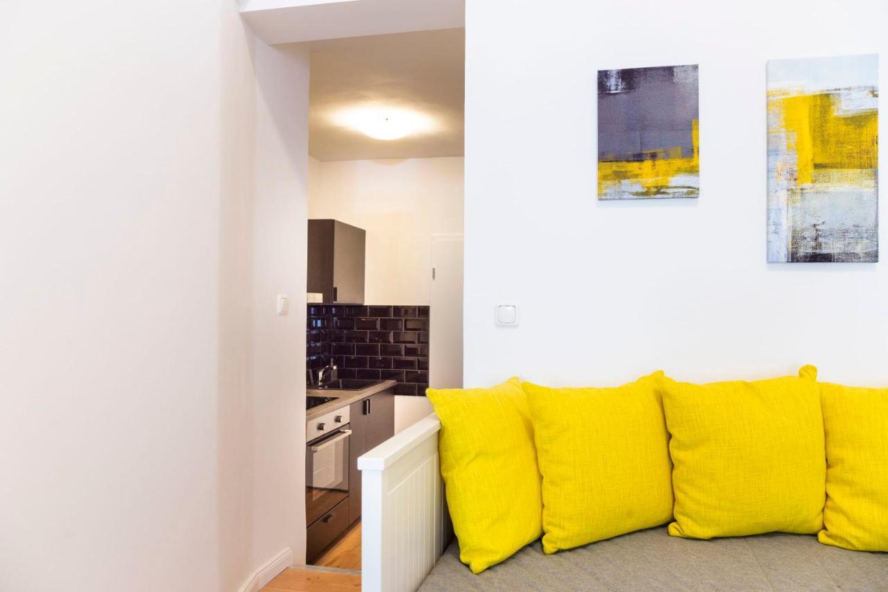 Spacious Loft Style Apartment In Berlin Willmersdorf 외부 사진